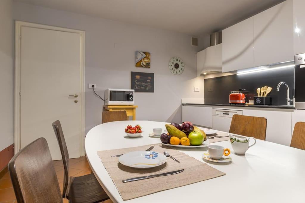 Appartamento Residenza Angels @Piazzadelleerbe Verona Esterno foto