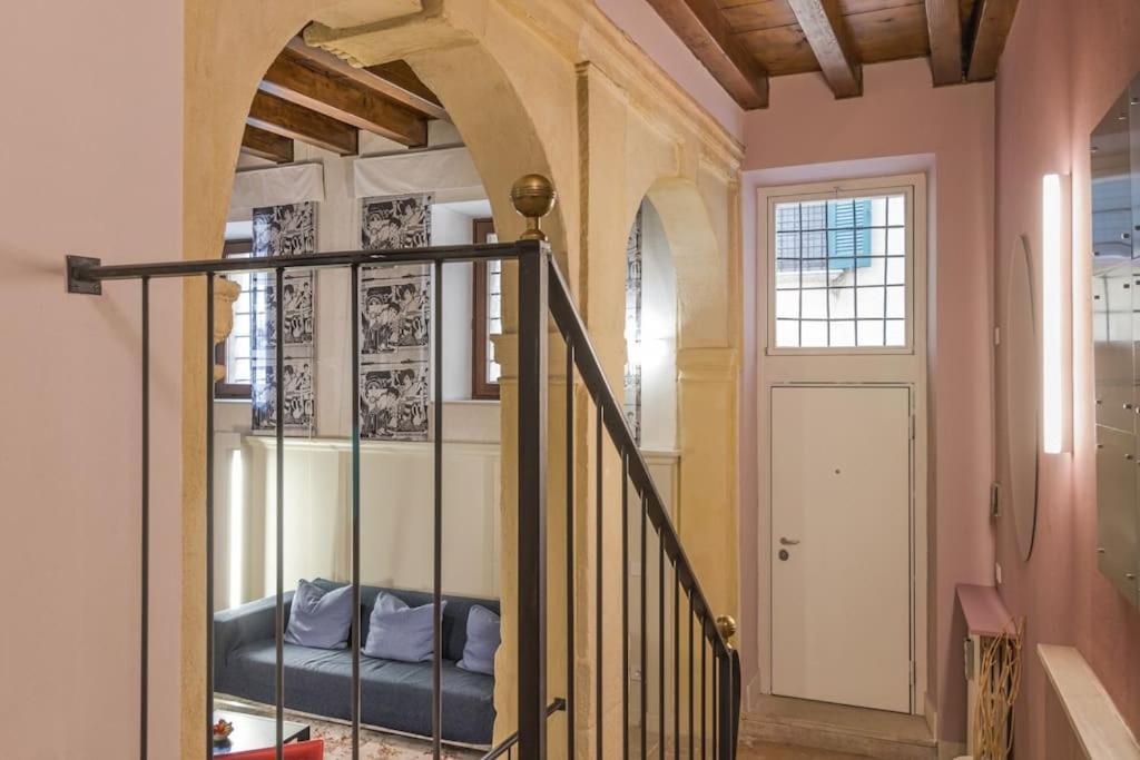 Appartamento Residenza Angels @Piazzadelleerbe Verona Esterno foto