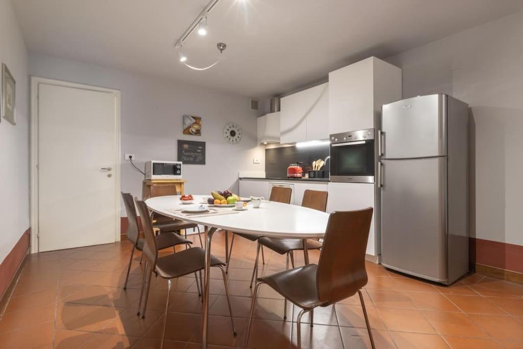 Appartamento Residenza Angels @Piazzadelleerbe Verona Esterno foto